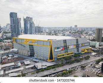 125 Bangkok Union Mall Images, Stock Photos & Vectors | Shutterstock