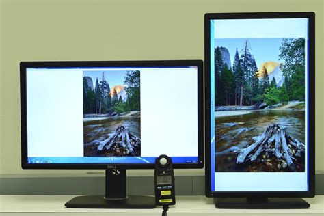 27 inches LCD monitor in portrait mode | Our camera takes ph… | Flickr