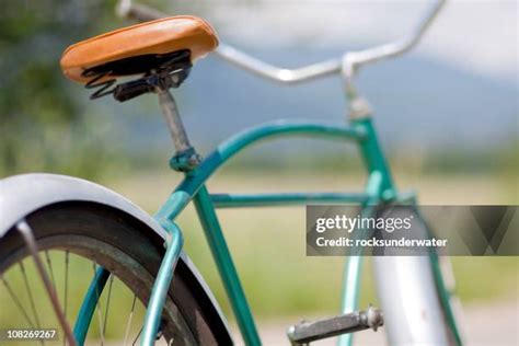 170 Vintage Cruiser Bike Stock Photos, High-Res Pictures, and Images ...