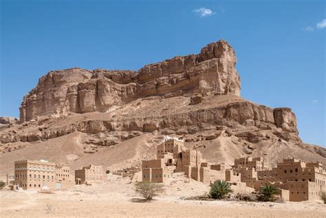 Yemen landscape stock image. Image of poor, travel, person - 30016881