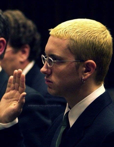 Eminem in court (2000). He looks so fine in glasses. | Eminem, Marshall ...