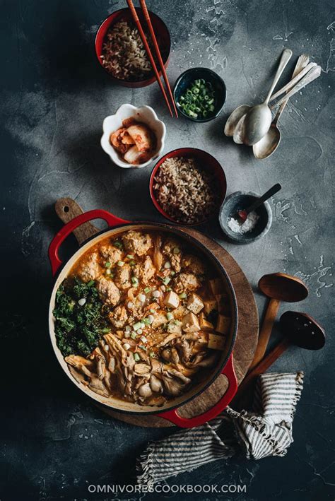 Kimchi Stew with Tofu and Meatballs - Omnivore's Cookbook