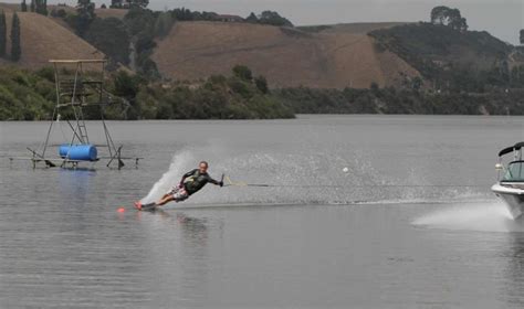 Slalom Water Skiing - Lets Water Ski