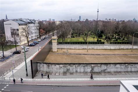 The Best Place to See the Berlin Wall and What to Learn From It