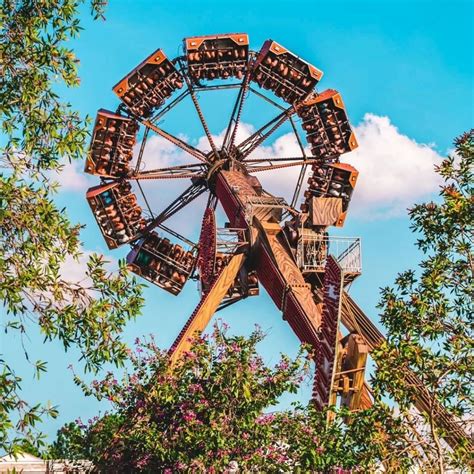 Hopi Hari: tudo o que você precisa saber para se divertir muito no parque