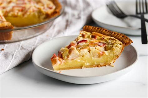 The Best Rhubarb Custard Pie