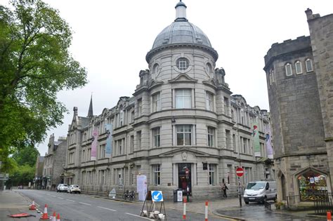 10 Best Places to Go Shopping in Aberdeen - Where to Shop and What to Buy in Aberdeen – Go Guides