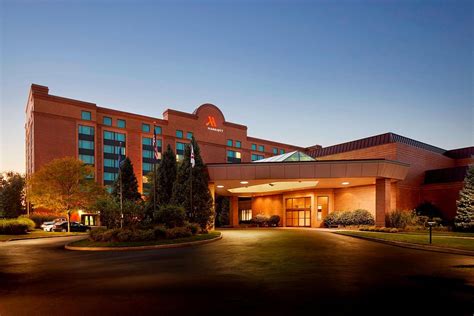 HARTFORD/WINDSOR MARRIOTT AIRPORT $143 ($̶1̶7̶9̶) - Updated 2021 Prices & Hotel Reviews - CT ...