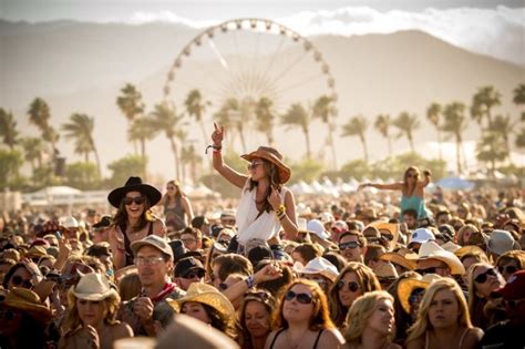 Stagecoach 2015: Bigger than ever - Los Angeles Times