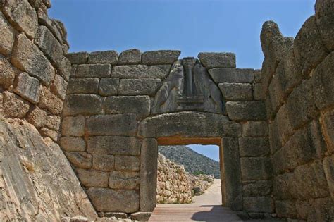 The Palace at Mycenae - Archaeology Wiki