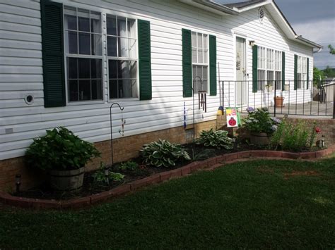 Pin by Rocks and Boulders by Bob on Front Yard Flower Beds | Mobile home landscaping, Home ...