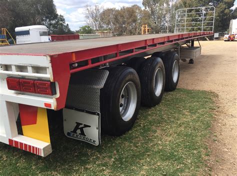 2013 Kreuger 45ft Flat Top Trailer | Trucks & Trailers - Truck