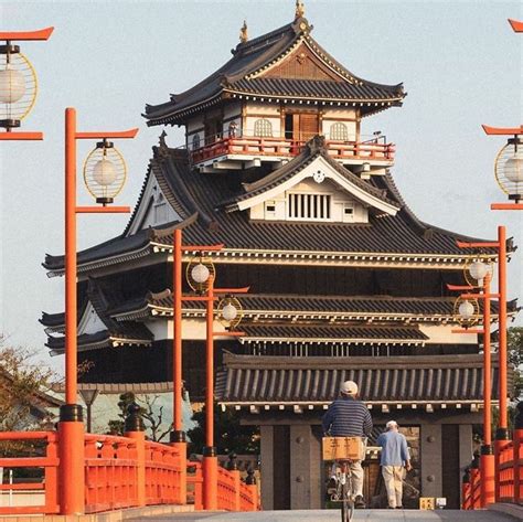 🎌 Pictured here is Aichi Prefecture's Kiyosu Castle. 🏯 This beautiful castle is known for its ...