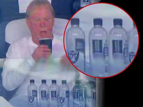 Mark Davis Appears To Drink Copious Amounts Of Water During Raiders' Blowout Win