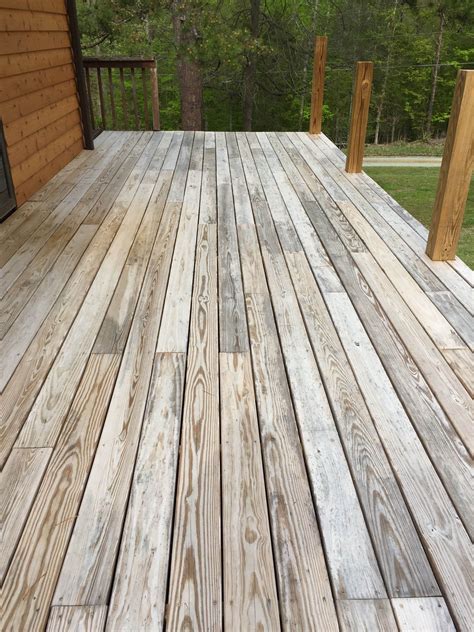 Deck Stain Color Ideas | Staining deck, Best deck stain, Cool deck