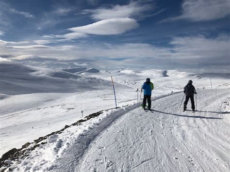 Glenshee Ski Centre Looking Picture Perfect - Glenbeag Mountain Lodges