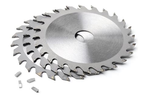 What is a carbide saw blades