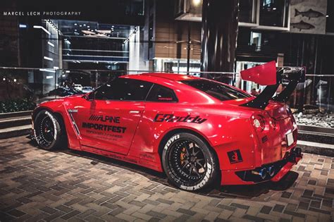 Wide Body Rocket Bunny Nissan GT-R 35 V2 - STREET PERFORMANCE