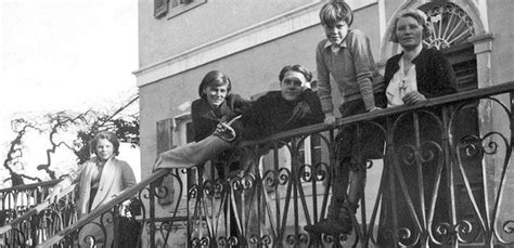 Durrell family at Daffodil-Yellow Villa 1935. L-R: Margo, Nancy Myers Durrell, Lawrence, Gerry ...