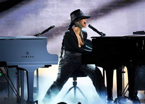 Alicia Keys's Piano Performance at 2019 Grammy Awards | POPSUGAR ...