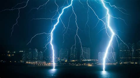 Rayos gamma y tormentas electricas: la relación entre ambas fuerzas