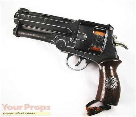 Hellboy The Samaritan Revolver Sideshow Collectibles