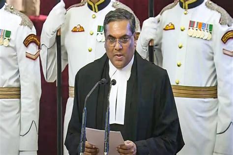 Justice Sanjiv Khanna sworn in as 51st Chief Justice of India by ...