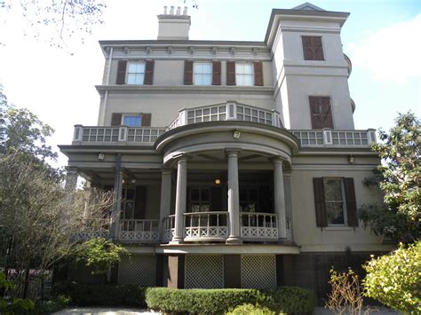 Juliette Gordon Low Birthplace in Savannah, Georgia | Check-It-Off ...