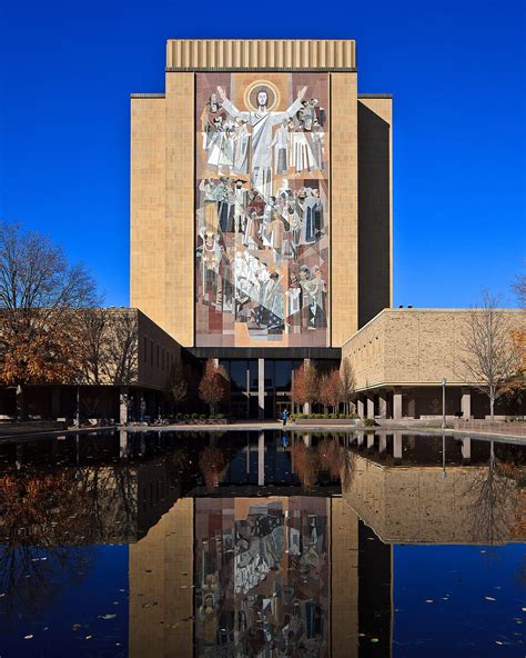 Hesburgh Library - Wikipedia