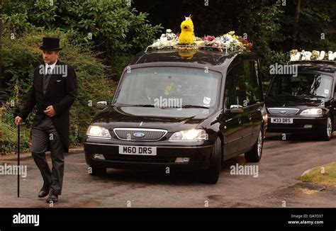 Mike Reid funeral Stock Photo - Alamy