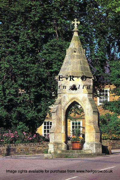 The Peel Memorial, Dronfield, Derbyshire - Hedgerow Publishing