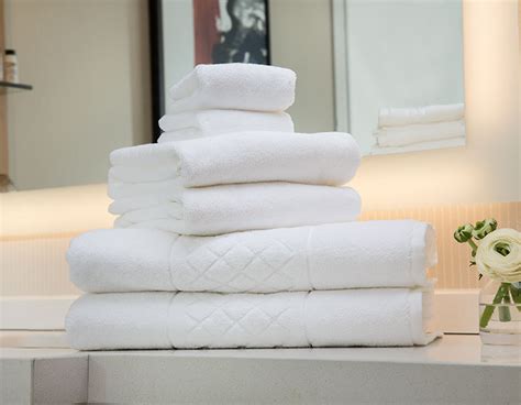 Bath Towel Set | Shop the Exclusive Luxury Collection Hotels Home Collection