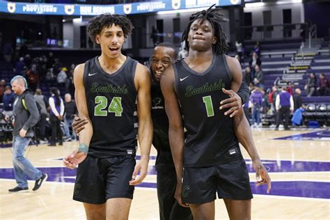 Huge underdog Chicago State stuns No. 25 Northwestern 75-73 behind 30 ...