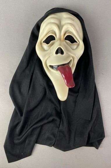 Scary Movie Wassup Scream Mask - Matthew Bullock Auctioneers