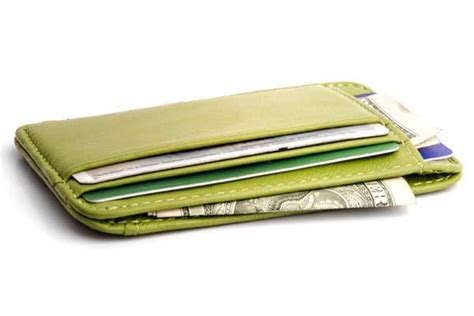 Phoenixwallets Slim RFID Protection Leather Wallet | Gadgetsin