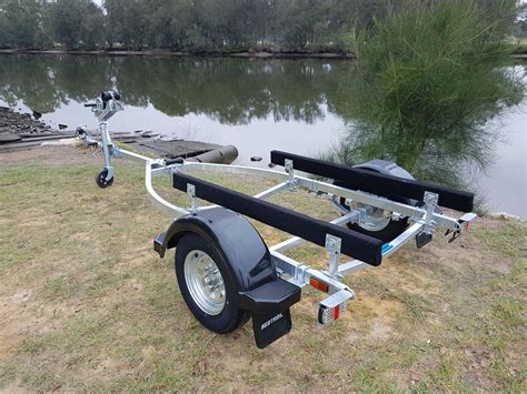 Seatrail PWC Trailer (PWC12)Suits stand up PWC (Jet Ski), older 2 strokes 2 & 3 seaters ...