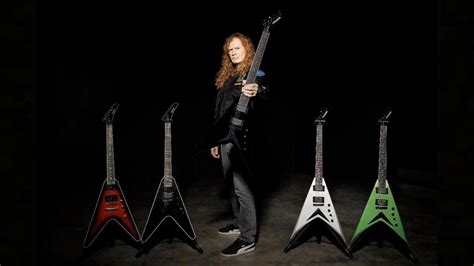 Dave Mustaine Talks Gibson Collection, First Guitar, and Reuniting with Marty Friedman ...