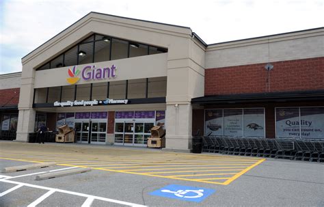 Giant Food turns 80 - Baltimore Sun