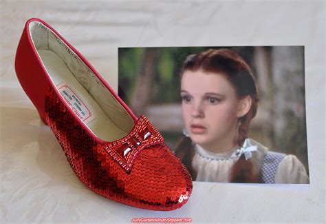 Lao Pride Forum - Beautiful hand-sewn replica of Judy Garland's ruby slippers