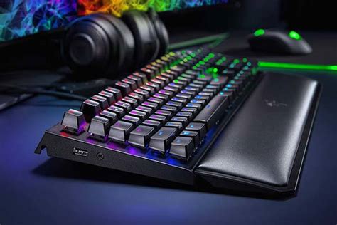 Razer BlackWidow Elite Mechanical Gaming Keyboard with Multi-Function ...