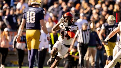 Oregon State Beavers football team practices ahead of spring game