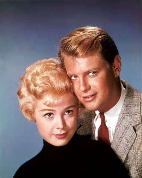 With Troy Donahue in "A Summer Place" (1959) | Sandra dee, Troy donahue, Hollywood stars