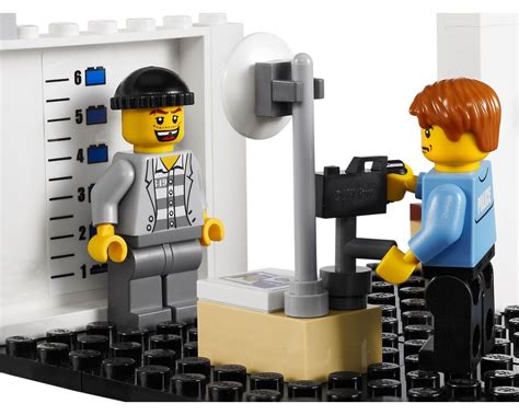 LEGO Set 7498-1 Police Station (2011 City > Police) | Rebrickable ...