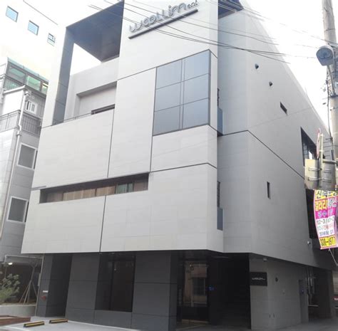 SEOUL CAFE eat...travel...coffee...and KOREA!: Woollim Entertainment (New Building)