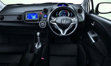 Honda Insight Hybrid revised | CarSession