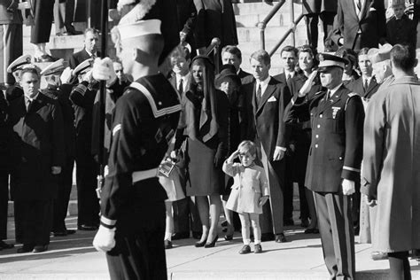 JFK Jr. salutes JFK – Wikipedia