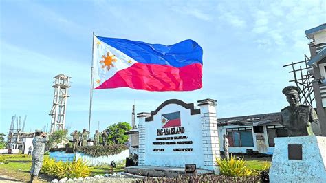 In Pag-asa, soldiers honored for defending PH sovereignty | Inquirer News