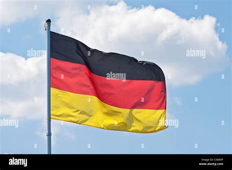 Gold flag hi-res stock photography and images - Alamy