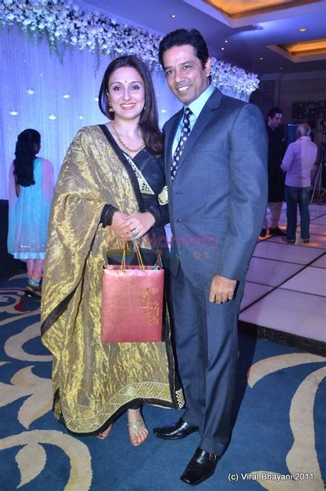 Juhi Babbar, Anup Soni at Zulfi Syed's wedding reception on 15th Jan 2012 / Juhi Babbar ...