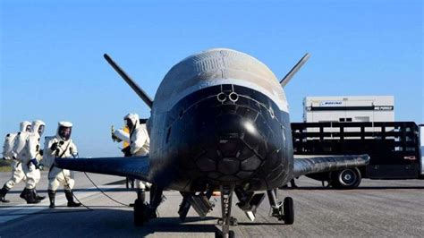 US military's secretive X-37B space plane ready for launch to higher ...